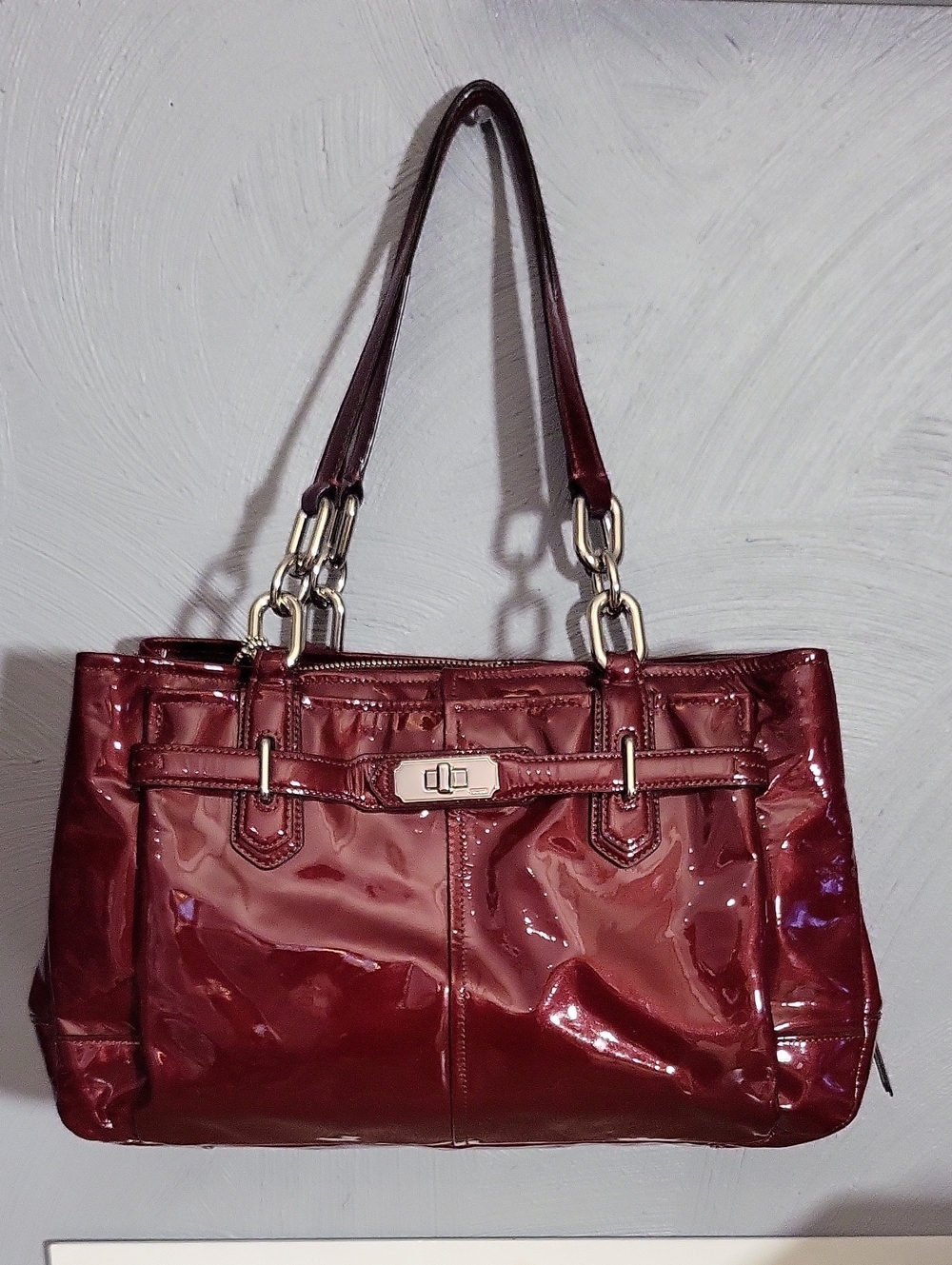 Coach Chelsea Jayden LG Red Burgundy Wine Patent Leather Tote Handbag Satchel
